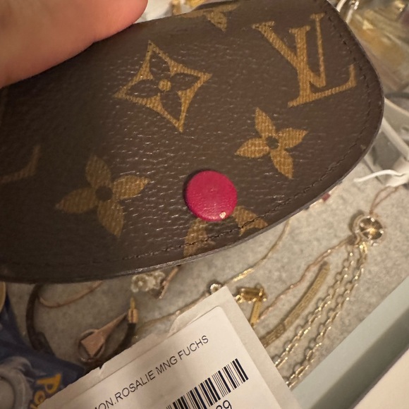 Louis Vuitton Wallet/Card holder - Picture 6 of 10